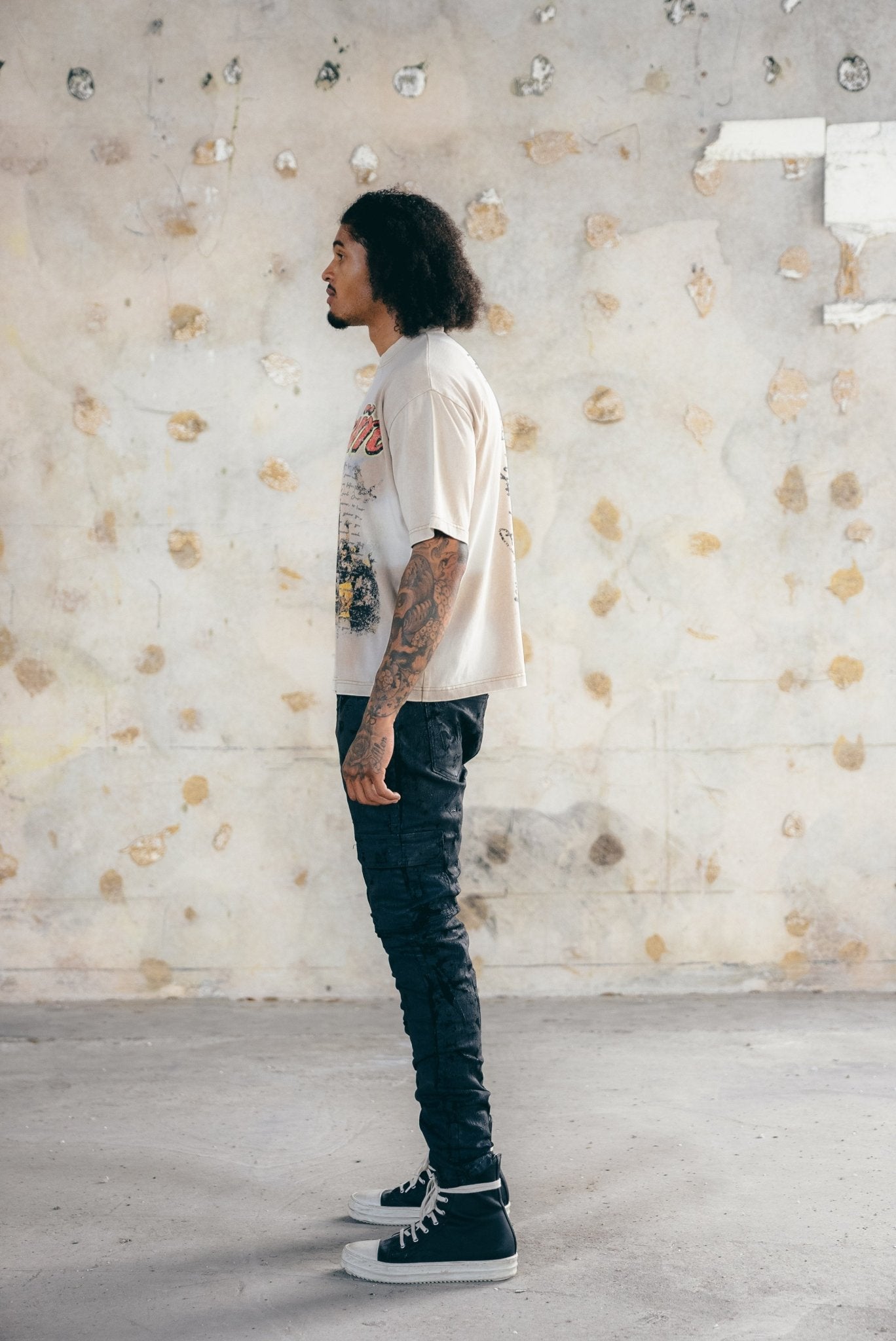 AGED CRACKED CARGO DENIM - MMMBrand